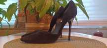 Steve Madden Pantofi negri stiletto de piele intoarsa - marimea 40