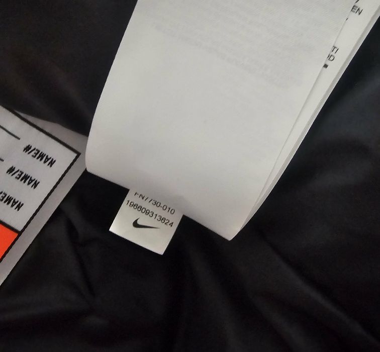 Оригинално ново детско яке Nike