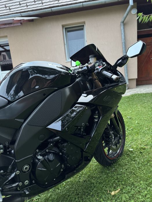 Kawasaki ZX10-R ninja 2009 200cp (honda cbr yamaha r1 suzuki gsxr)