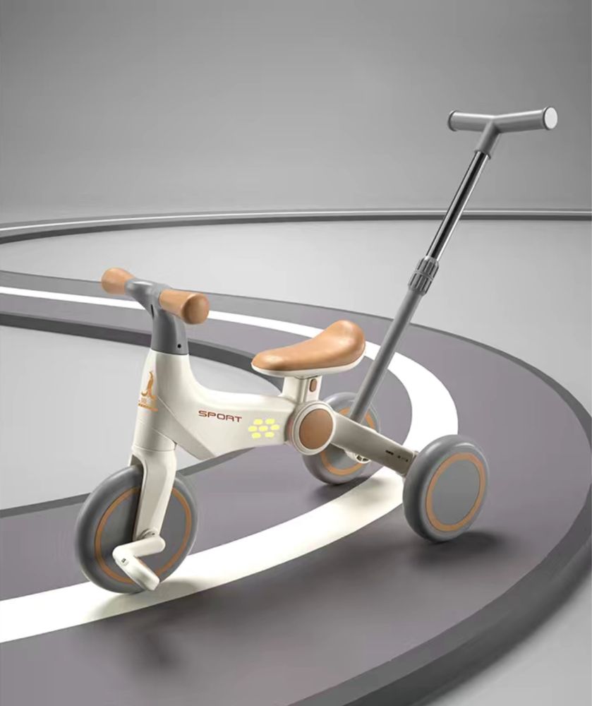 Трехколесный велосипед-трансформер с музыкальным освещением