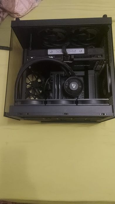 PC Gaming High-End – Ryzen 9 9900X / RTX 5080 Phoenix / 4TB