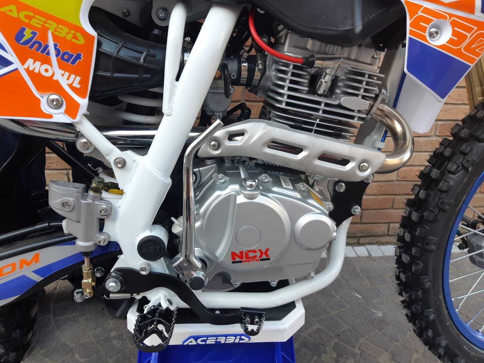 Motocicleta NCX 250 21/18" 250cc 4T benzina alb