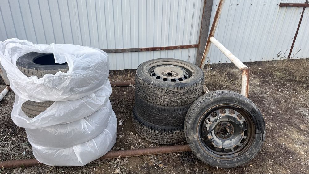 Продам зимний шины  на р16 б/у