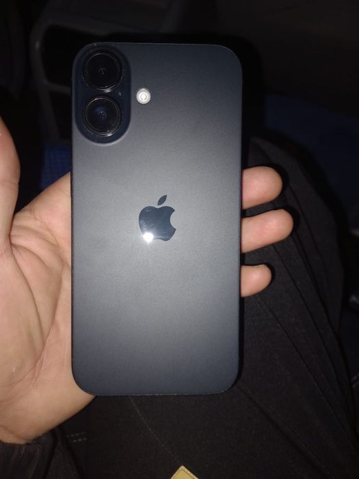 Iphone 16 чёрный
