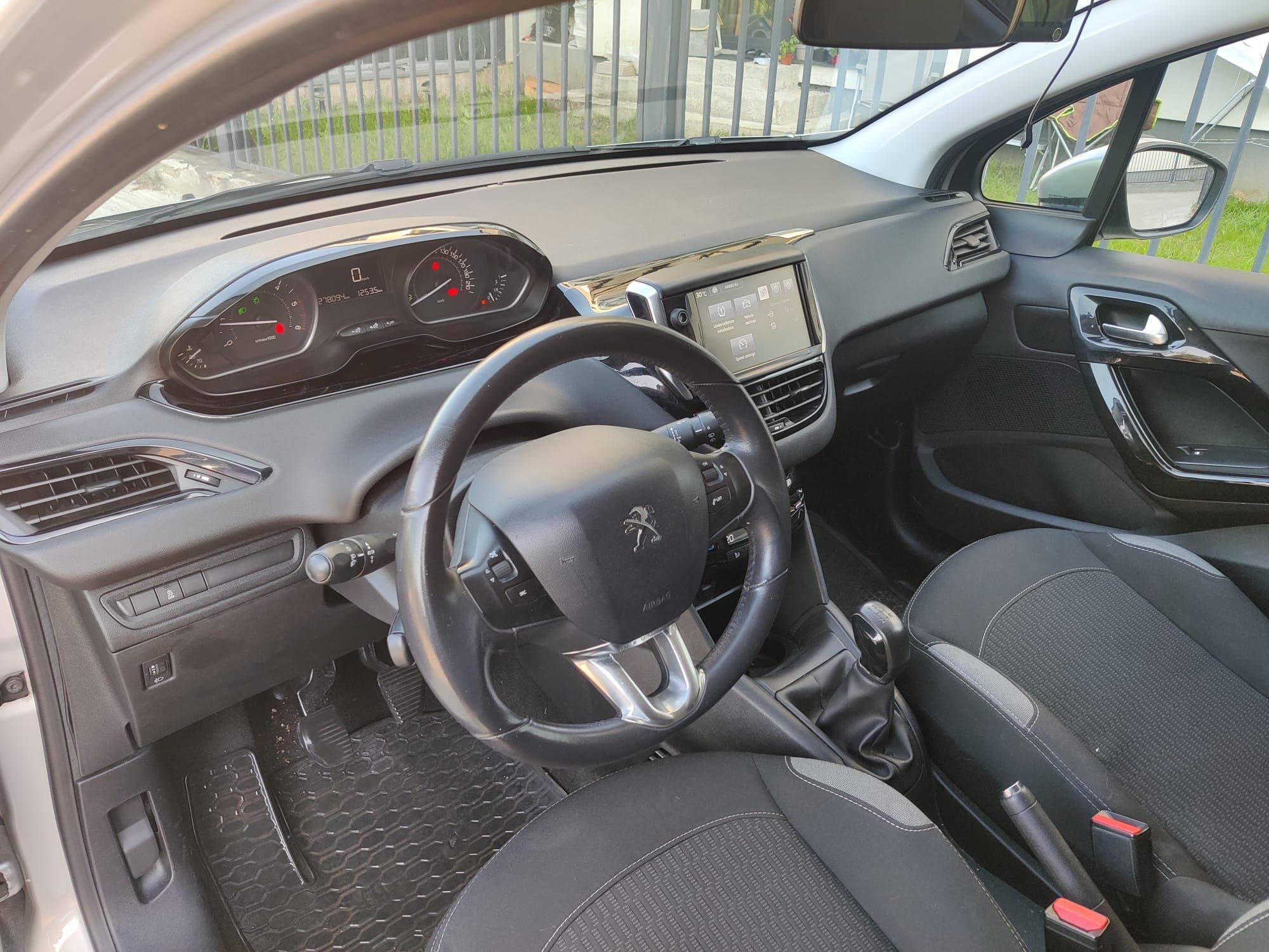 Peugeot 208 diesel 2017