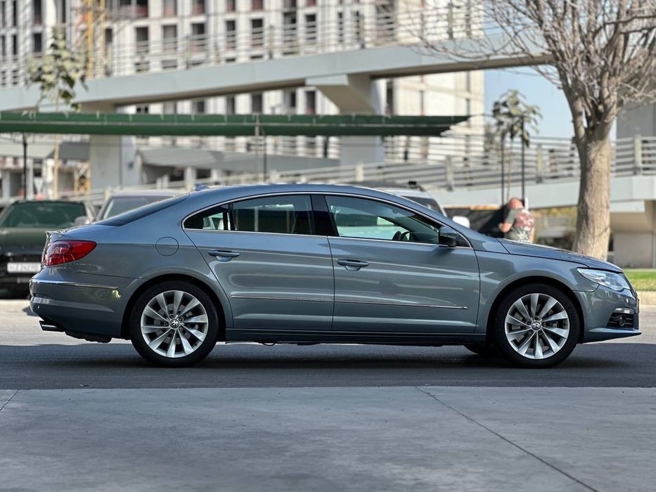 Срочно Фольксваген СС в отличном состоянии