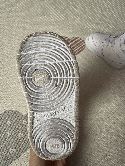 Бебешки високи кецове/маратонки Nike air force 1, размер 22