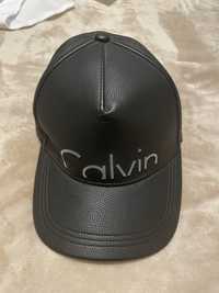 Дамска шапка Calvin Klein