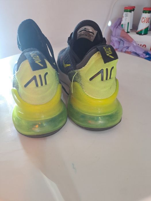 Vand nike air max  270