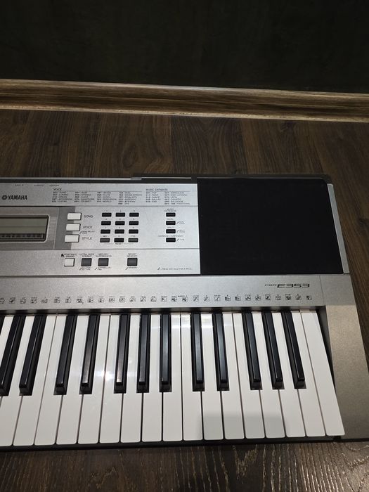 Пиано Yamaha PSR E353