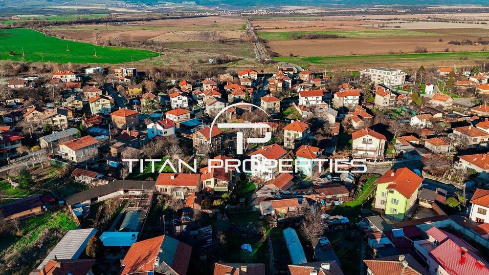 Продава се Къща в с. Мрамор, Област София-град - 240 кв.м за 659 €/кв.м - Снимка #16