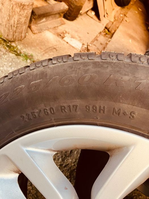 Vand jante cu cauciucuri de BMW