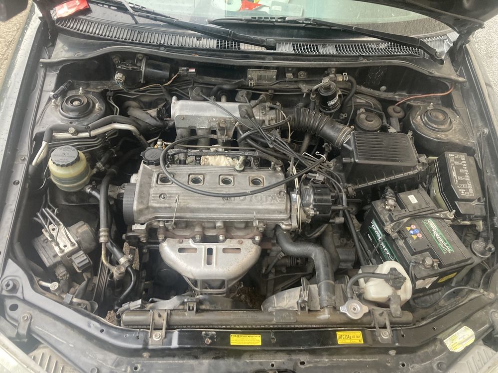 Toyota Paseo на части
