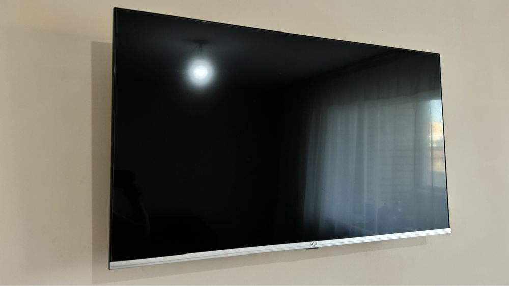 Телевизор смарт почти новая