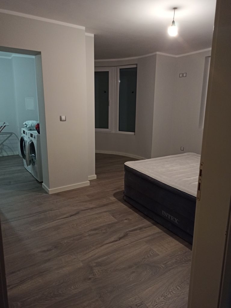 Дава се под наем Етаж от къща в Банкя - 119 кв.м за 765 € - Снимка #2