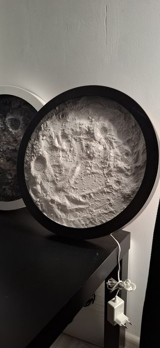 Tabloul luna luminata
