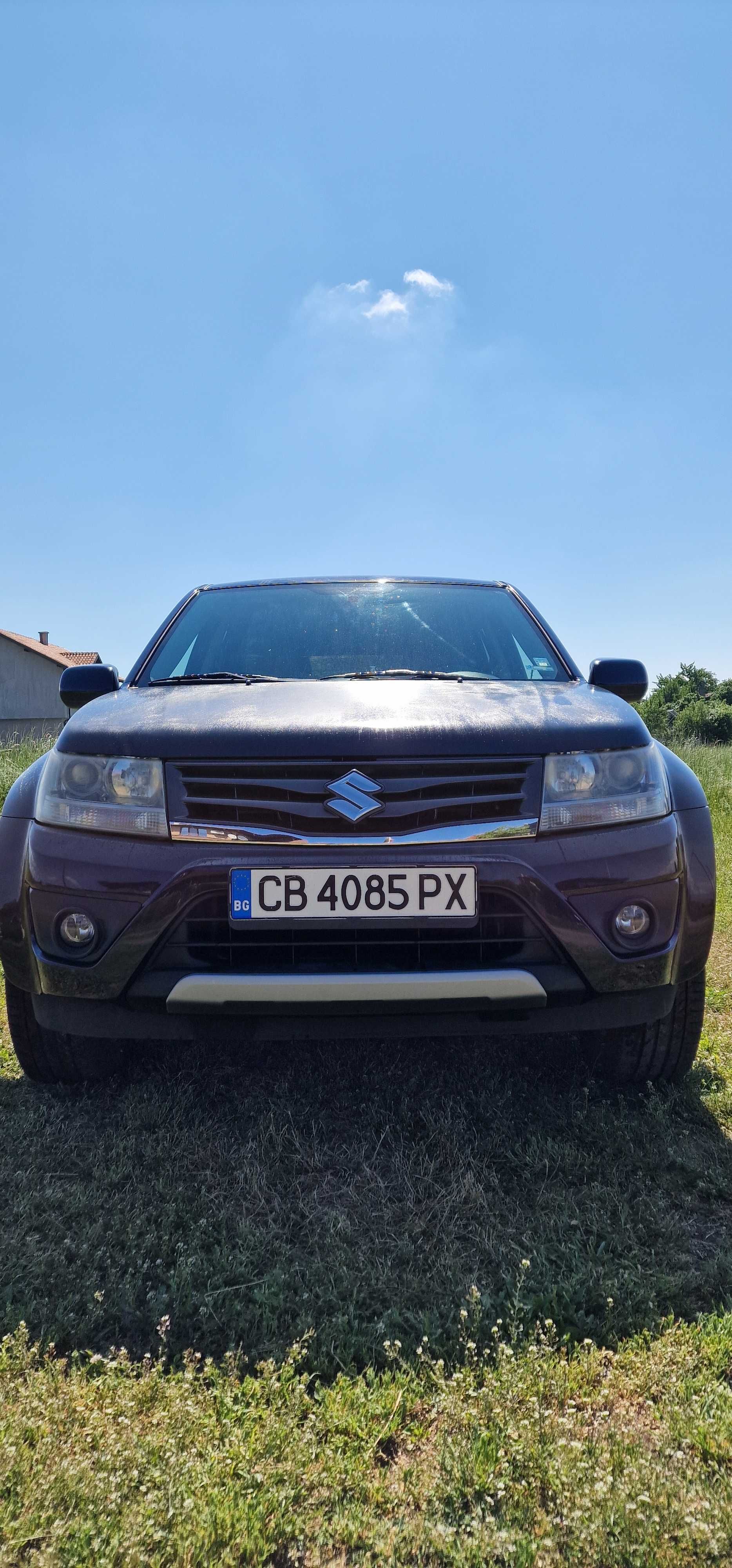 Продавам Suzuki Grand Vitara Premium Facelift 2.4i 2012