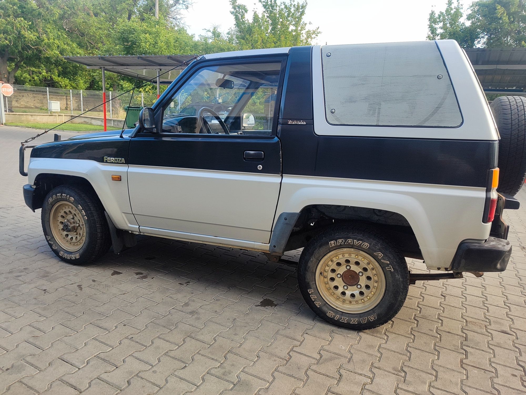 Дайхатсу фероза 1.6