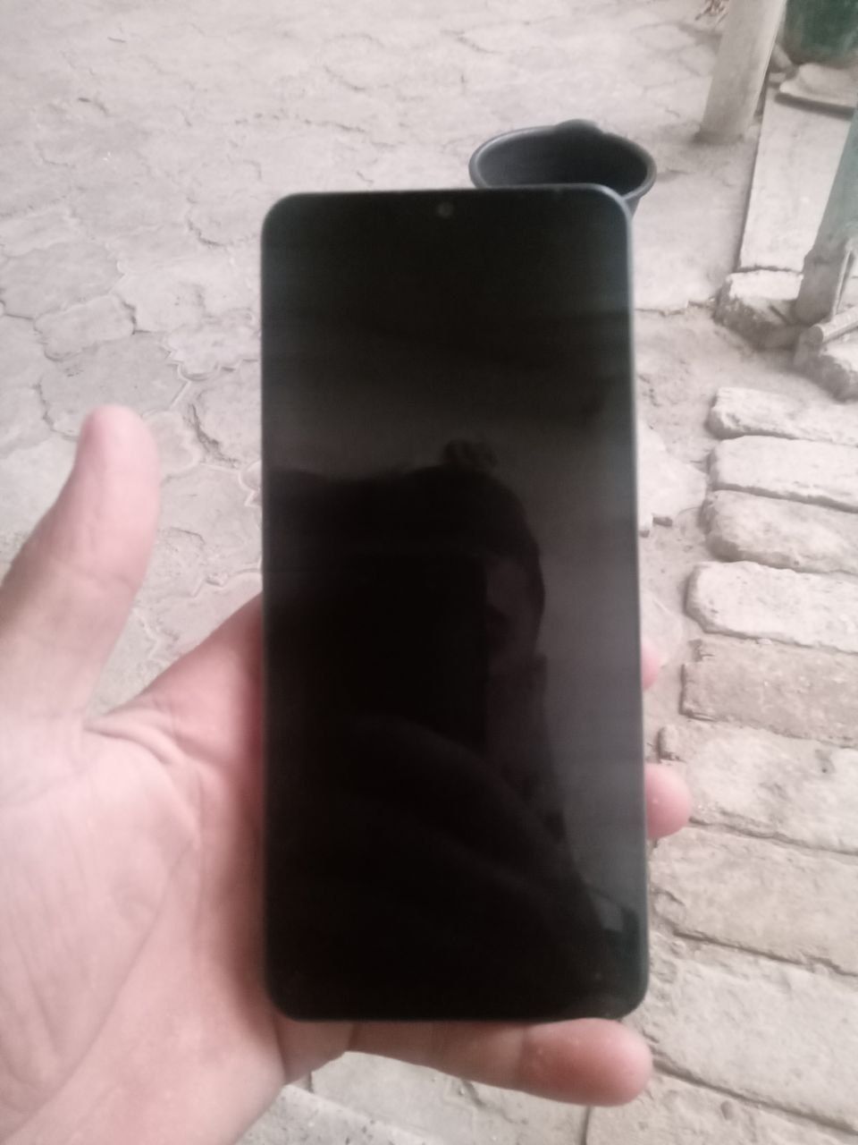 Realmi C 61 256 xotira