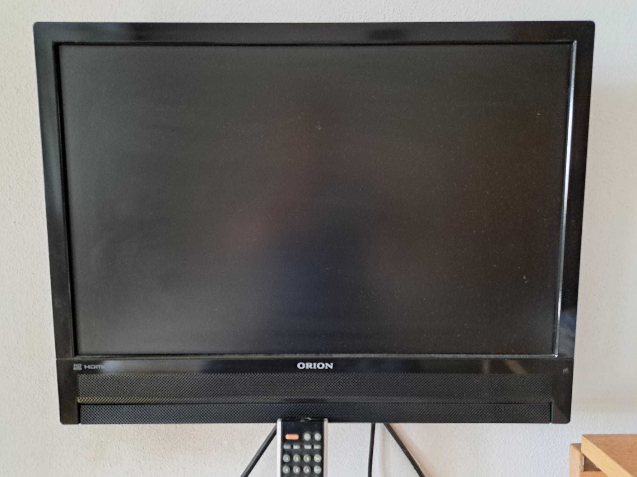 Vand TV HD LED Orion K22V8UGB impecabil 22 inch