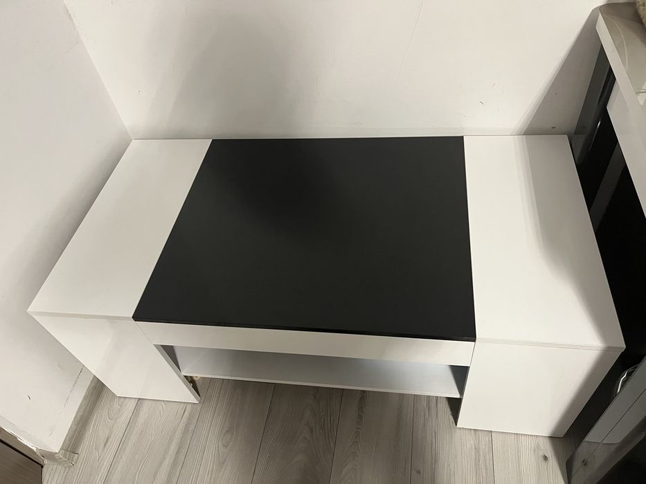 Vand masuta cafea alb cu negru