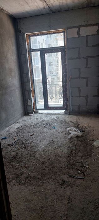 Srochno Beltepada kvartira sotiladi, novastroyka