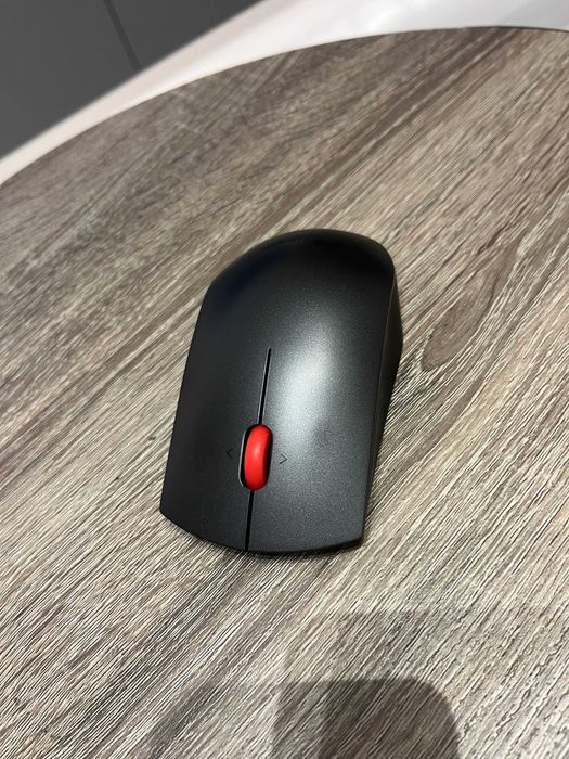 Mouse Lenovo Professional Wireless Laser