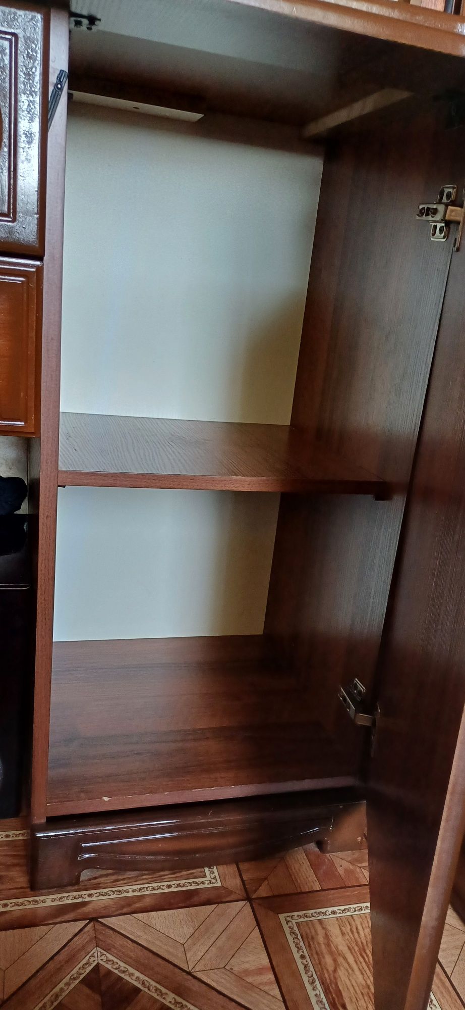 Продам спальню гарнитуру