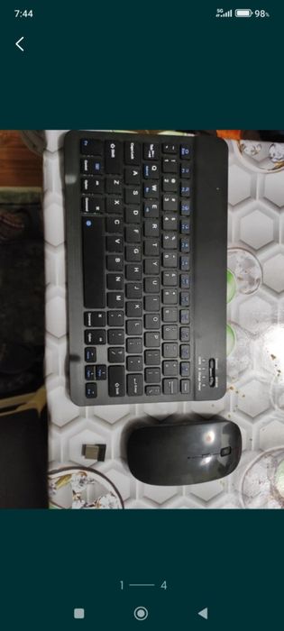 Tastatura mica wireles