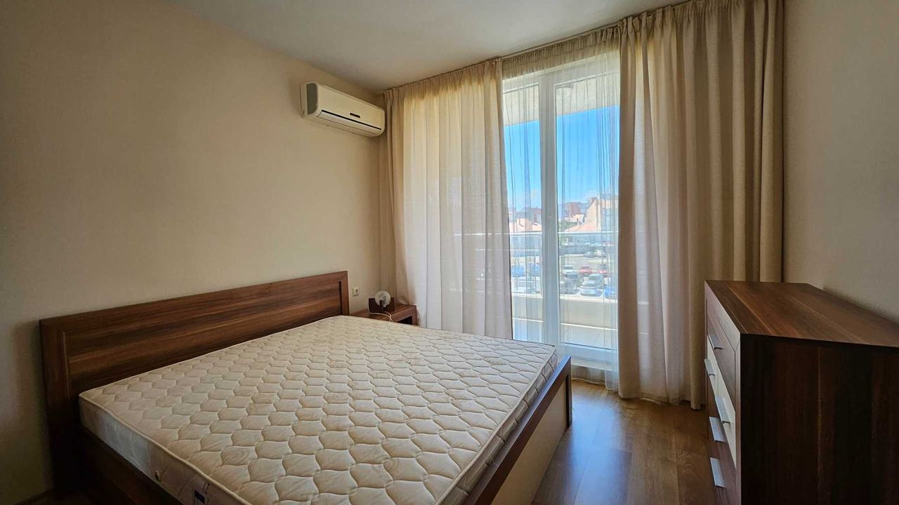 Дава се под наем Двустаен апартамент в Поморие - 50 кв.м за 510 € - Снимка #1