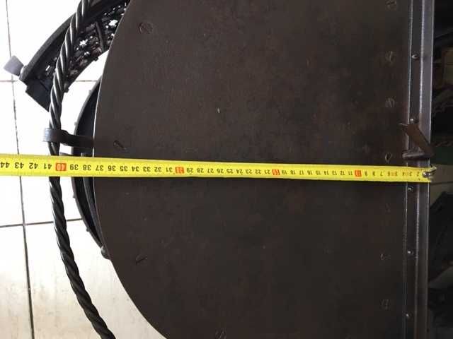 Soba , semineu foarte vechi, deosebit