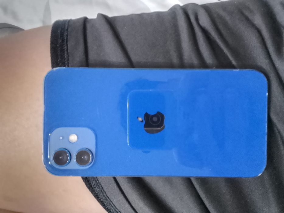 Iphone 12 Schimb cu un iphone 14,pro sau 15 +diferenta din partea mea