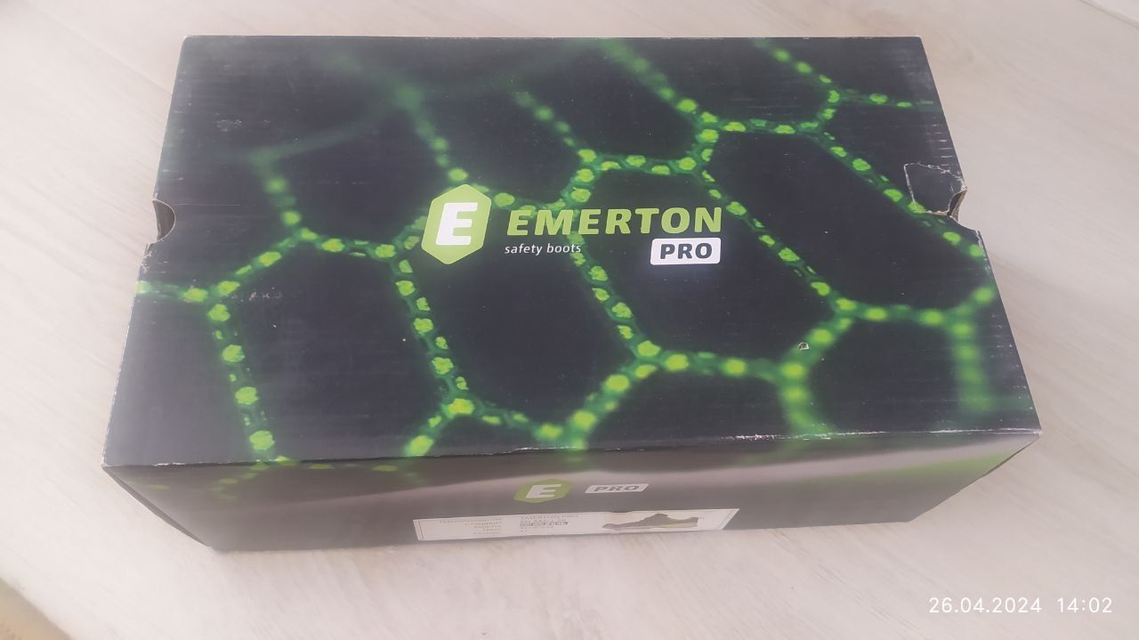 Кроссовки Emerton Pro продается