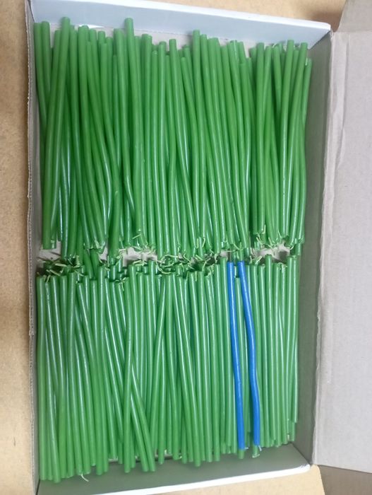 Восковые свечи коробка.