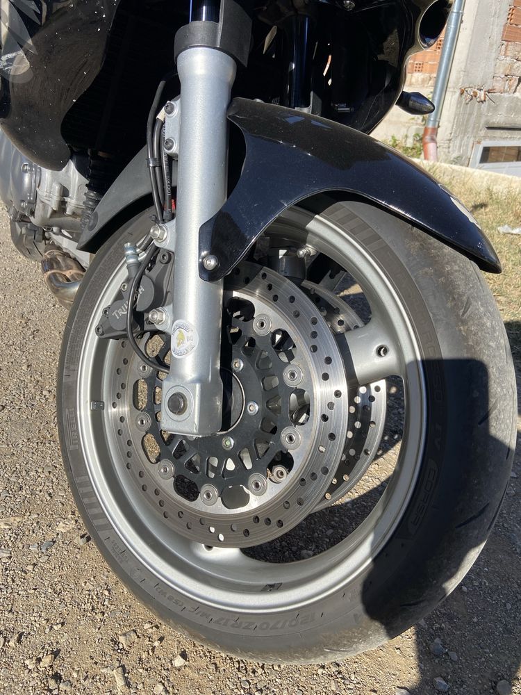 Triumph sprint RS 955 i