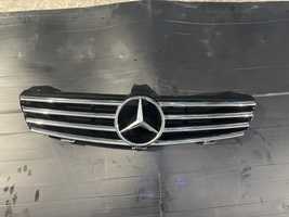 Grila centrala Mercedes Cls W219