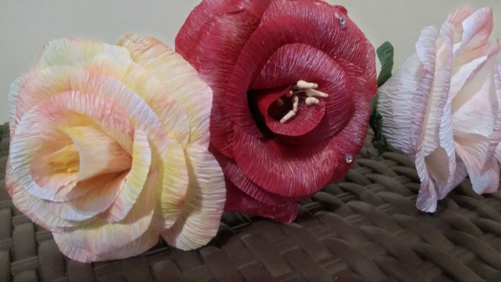 Ръчно изработени цветя-ароматни рози