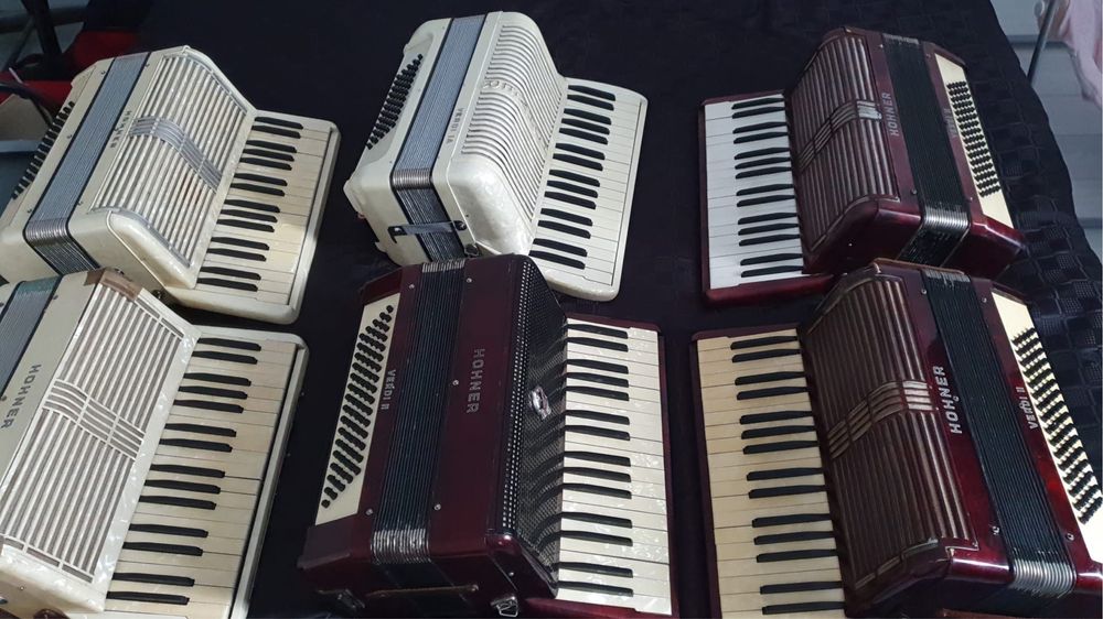 Acordeoane Hohner aduse din germania