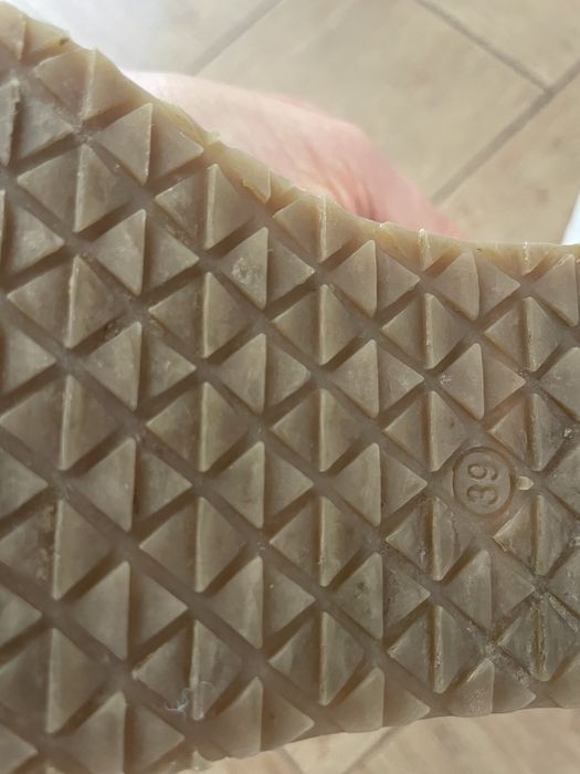 Прекрасни изцяло естествена кожа  БГ обувки с ПОДАРЪК по избор