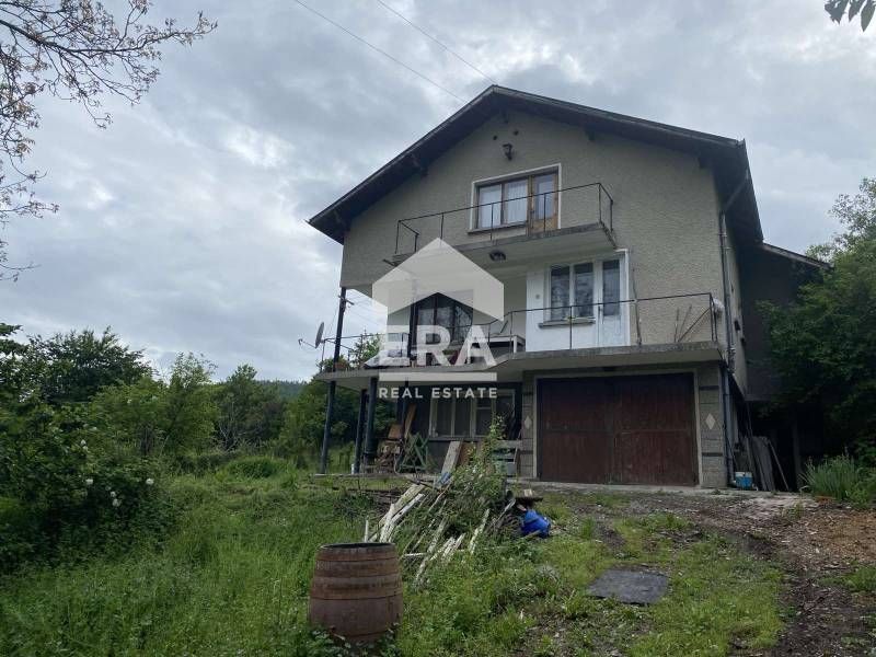 Продава се Къща в с. Огоя, Област София-област - 240 кв.м за 334 €/кв.м - Снимка #2