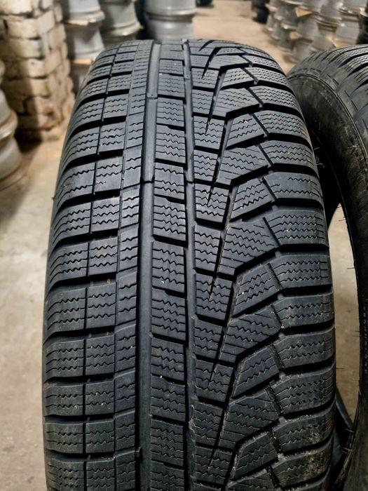 2 x Anvelope iarna 215/65/R17 99H Hankook Winter icept evo2 SUV (2021)