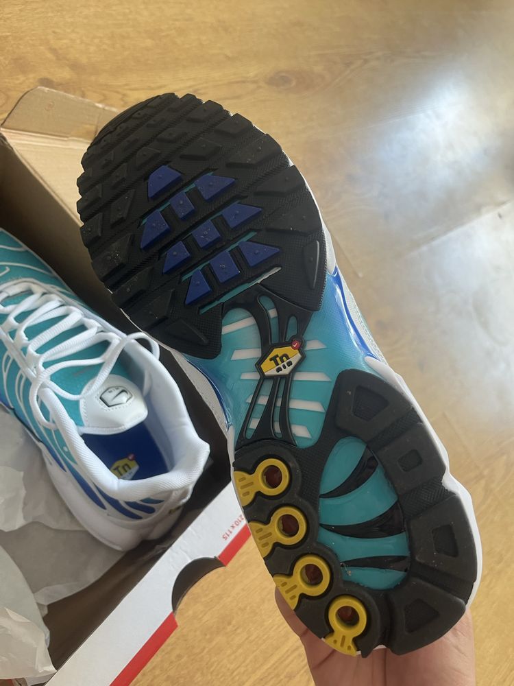 Nike air tn обувки