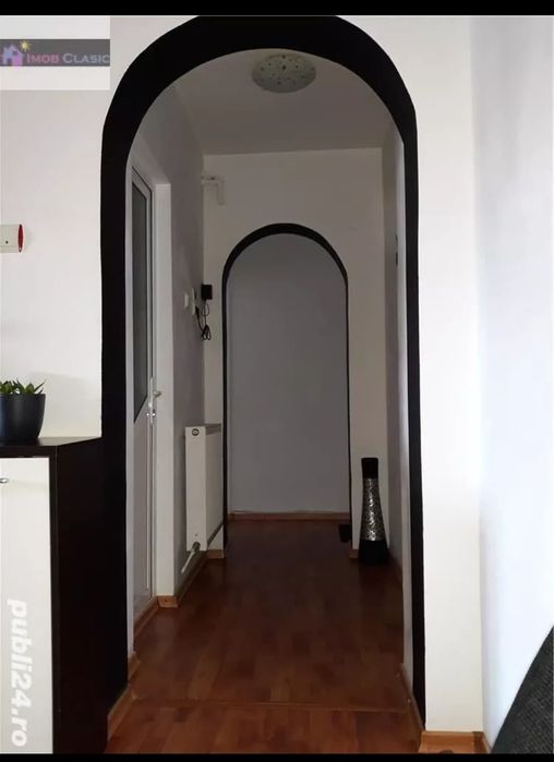 Vând apartament 3 camere