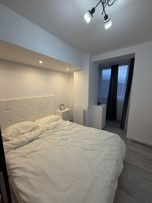 Inchiriez apartament 2 camere Deva zona centrala