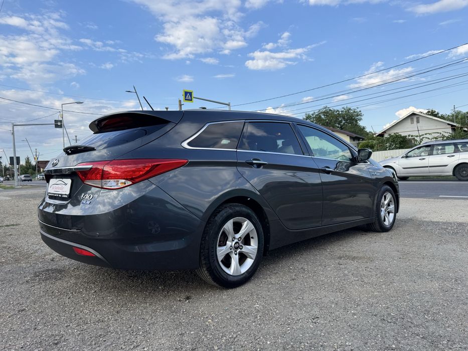 Hyundai i40 **1.6 benzina **lumini led zi** Rate/avans zero*