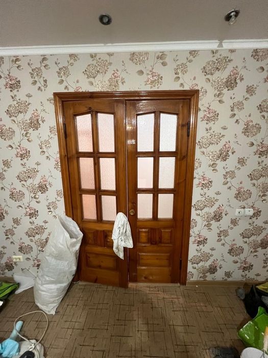 Продам двери из дерева
