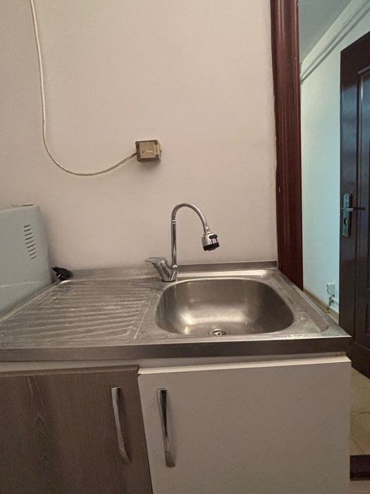 Proprietar, închiriez garsonieră, Girocului.