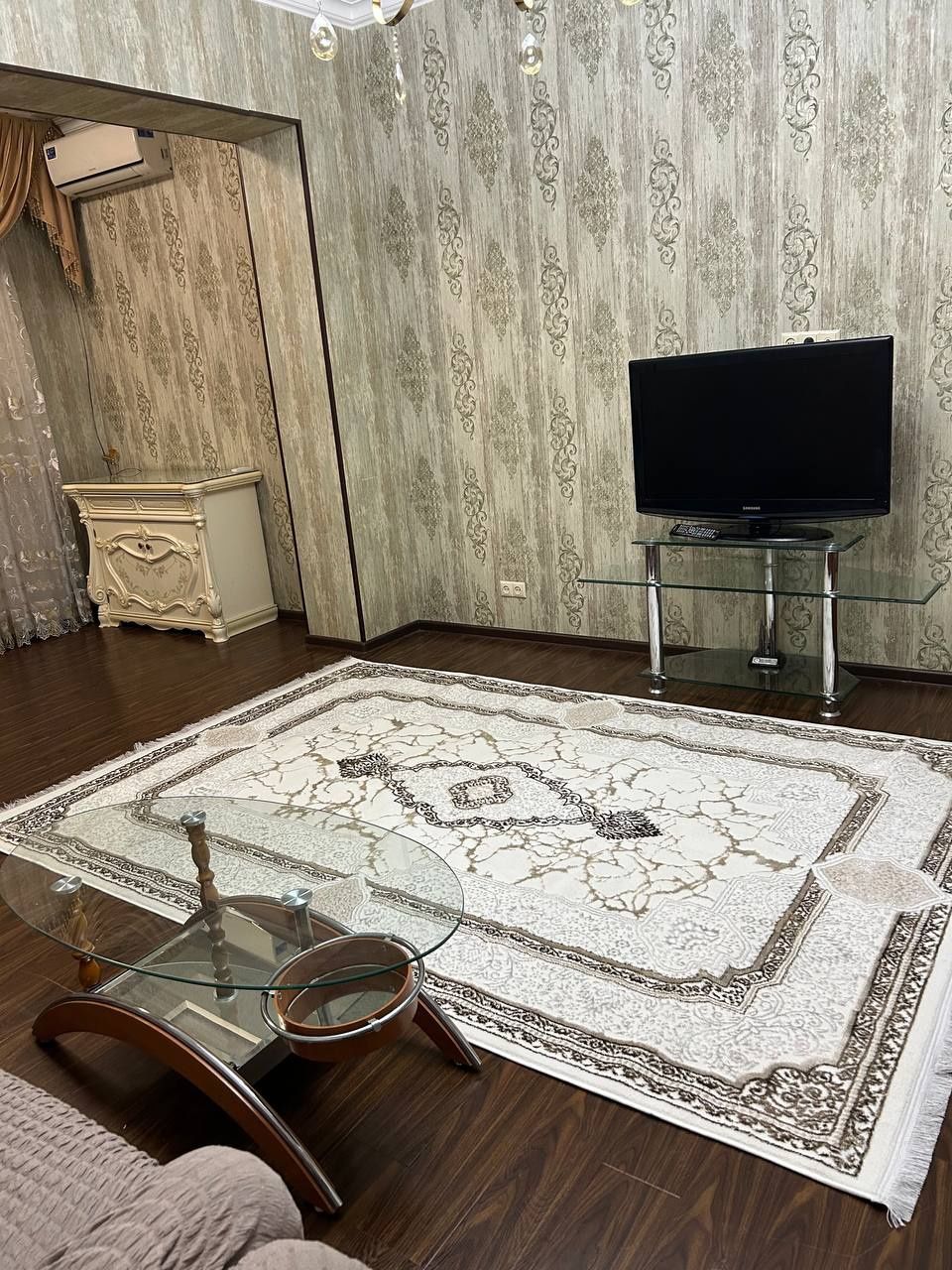 Аренда 2 комн, Новостройка,кирпич, Мирабрад/ Электроаппарат  550 (SV)