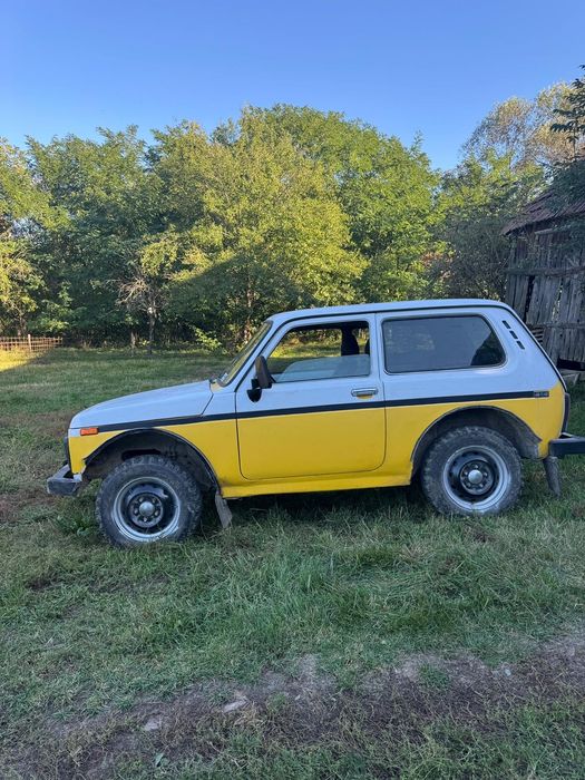 Lada Niva 1.7i din anul 2003