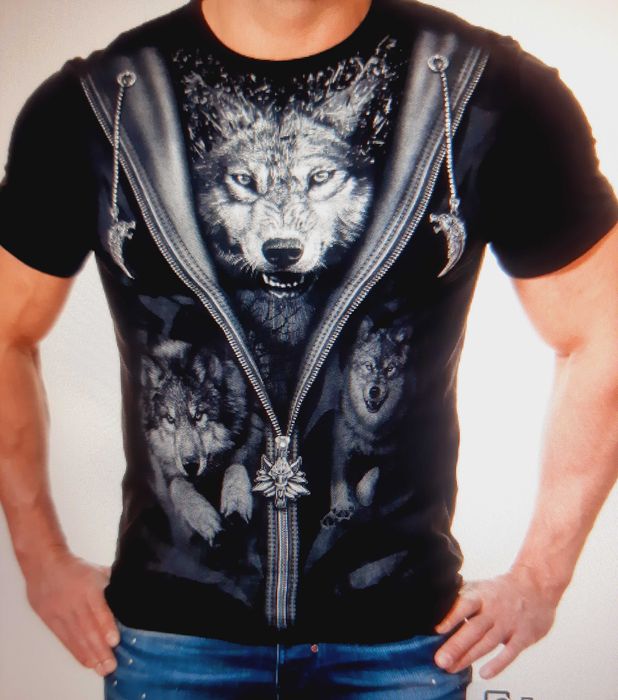 Стильная мужская футболка